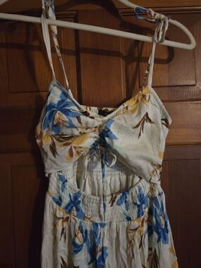 Forever 21 White Floral High-Low Dress with Blue & Yellow Flowers Light And Airy